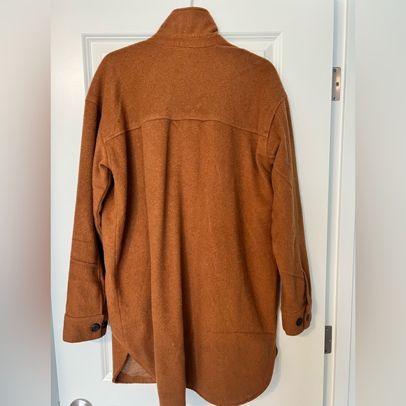 Thread & Supply Long Shacket with Pockets - Size Large - Picture 5 of 5